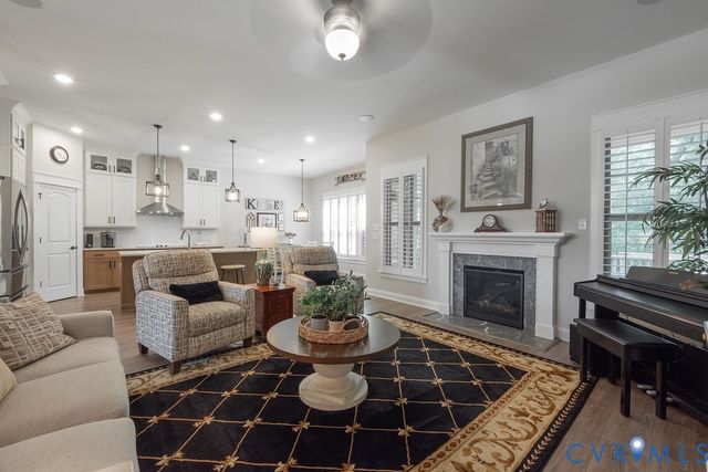 9212 Kinnerton Dr, Midlothian, VA 23112