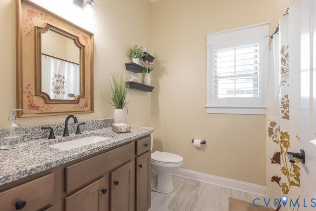 9212 Kinnerton Dr, Midlothian, VA 23112