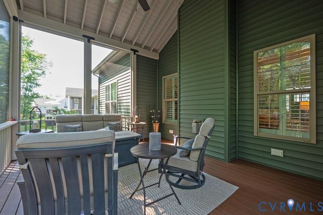 9212 Kinnerton Dr, Midlothian, VA 23112