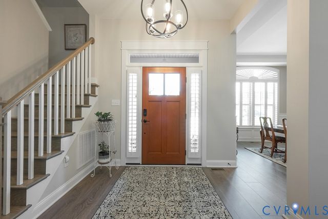 9212 Kinnerton Dr, Midlothian, VA 23112