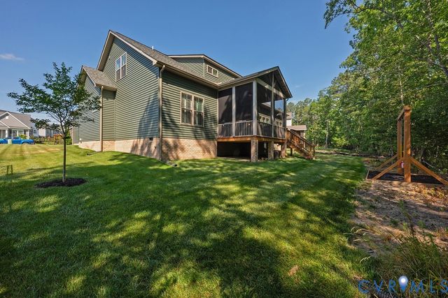 9212 Kinnerton Dr, Midlothian, VA 23112