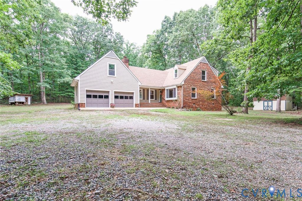 3445 Goodwyn Rd, Powhatan, VA 23139