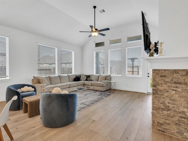 2211 Cherry Bridge Lane, Tomball, TX 77375