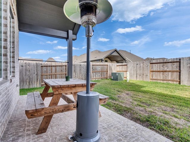 2211 Cherry Bridge Lane, Tomball, TX 77375