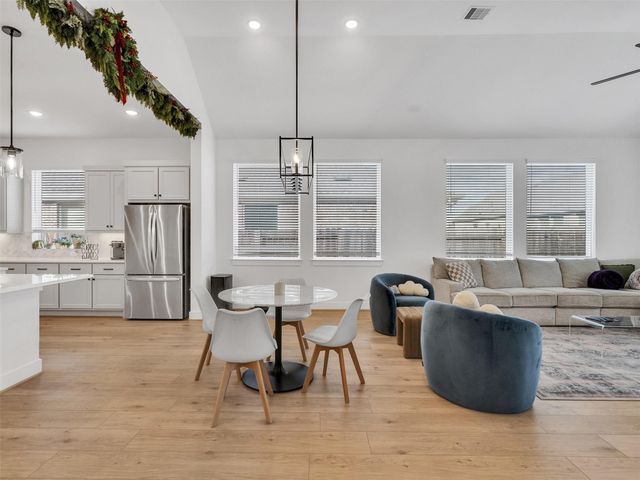 2211 Cherry Bridge Lane, Tomball, TX 77375