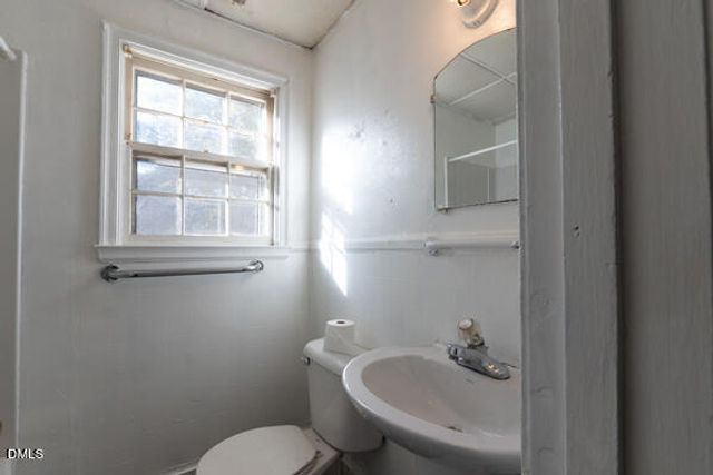 2525 Freeman Street, Fayetteville, NC 28301