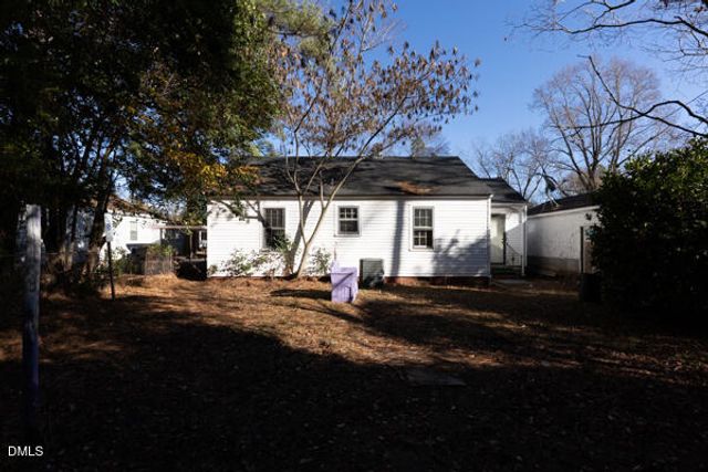 2525 Freeman Street, Fayetteville, NC 28301