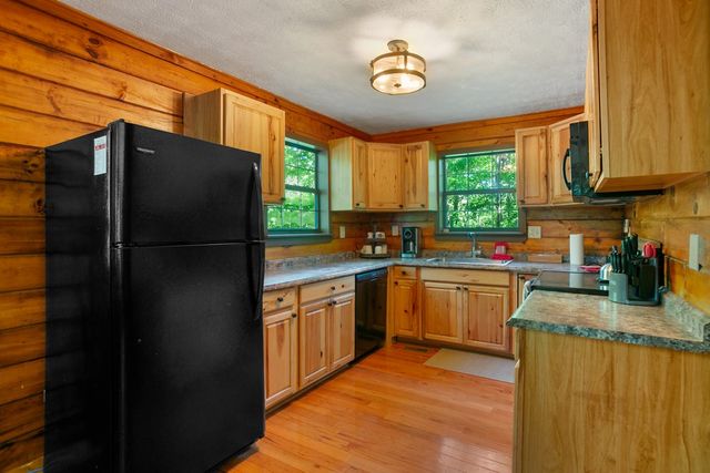488 S Lemmon Lane, Ellijay, GA 30540