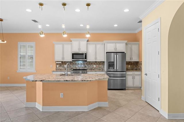 10259 Ashbrook CT, Fort Myers, FL 33913