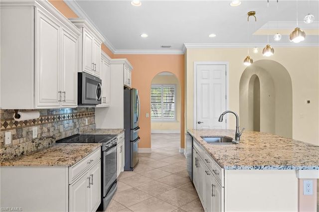10259 Ashbrook CT, Fort Myers, FL 33913