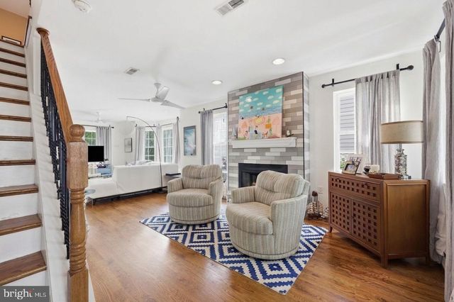 113 N PEMBROKE AVE, Margate City, NJ 08402