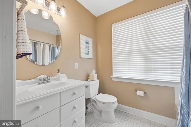 113 N PEMBROKE AVE, Margate City, NJ 08402