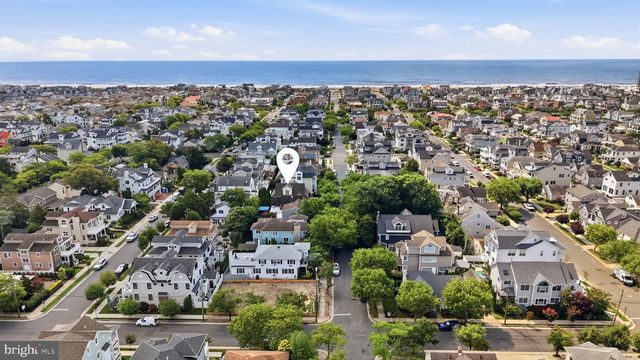 113 N PEMBROKE AVE, Margate City, NJ 08402