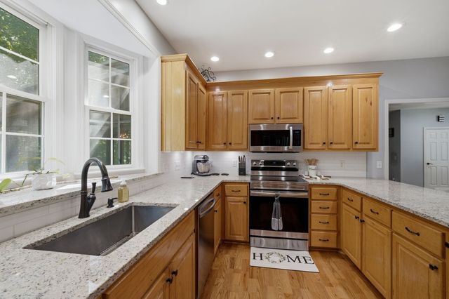 349 Parkview Ln, Centerville, TN 37033