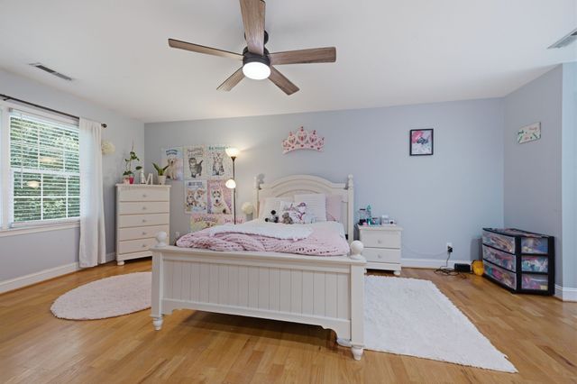 349 Parkview Ln, Centerville, TN 37033