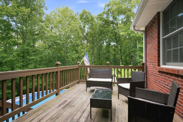 349 Parkview Ln, Centerville, TN 37033