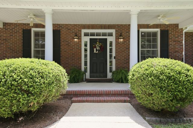 349 Parkview Ln, Centerville, TN 37033
