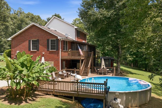 349 Parkview Ln, Centerville, TN 37033
