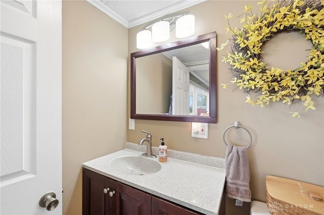 2106 Hamilton Road, Lebanon, OH 45036