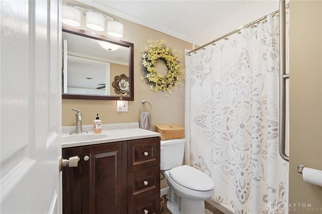 2106 Hamilton Road, Lebanon, OH 45036