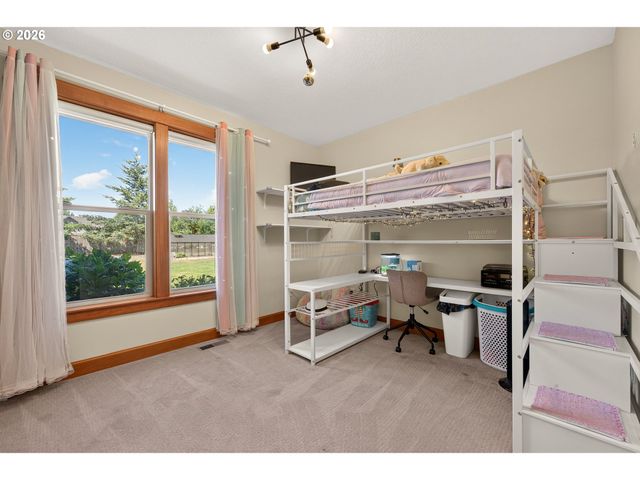 5670 Se RIVERSIDE Dr, Mc Minnville, OR 97128