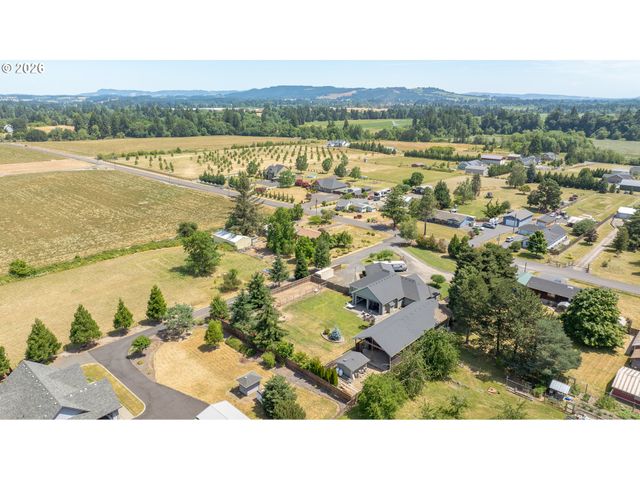 5670 Se RIVERSIDE Dr, Mc Minnville, OR 97128
