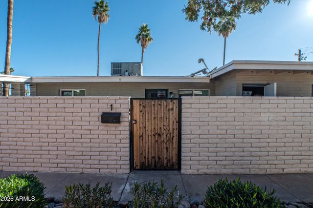 1001 W FLINT Street, Chandler, AZ 85224