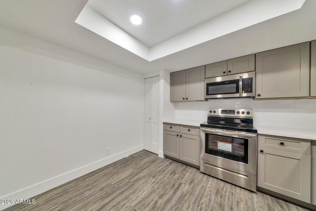 1001 W FLINT Street, Chandler, AZ 85224