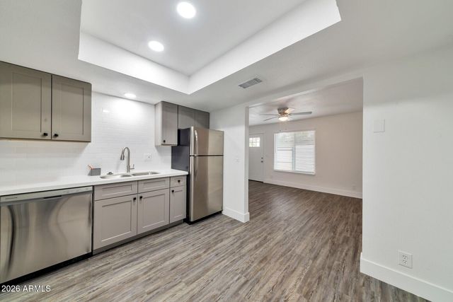 1001 W FLINT Street, Chandler, AZ 85224
