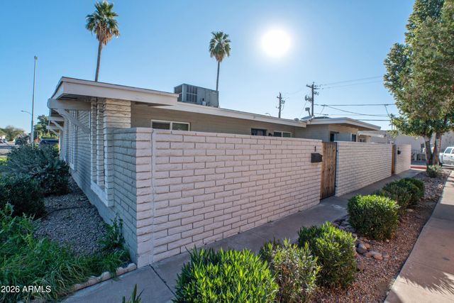 1001 W FLINT Street, Chandler, AZ 85224