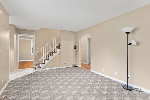 176 Akron Road, Wadsworth, OH 44281