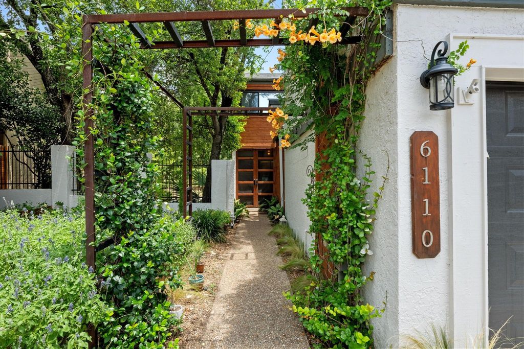 6110 Gardenridge HOLW, Austin, TX 78750