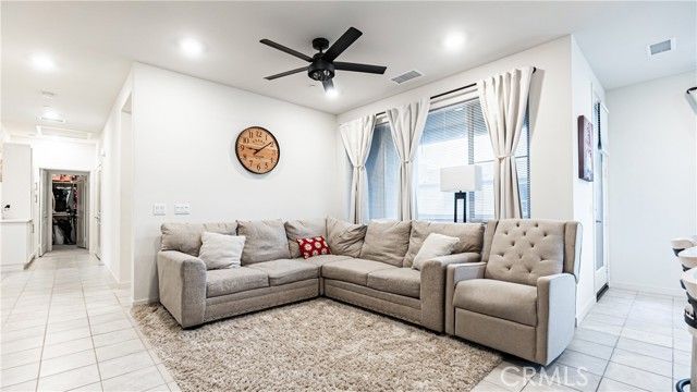 3590 E Peckham Paseo 2, Ontario, CA 91761