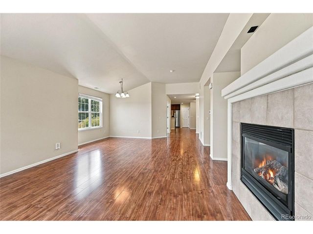 8020 S Algonquian Ct, Aurora, CO 80016