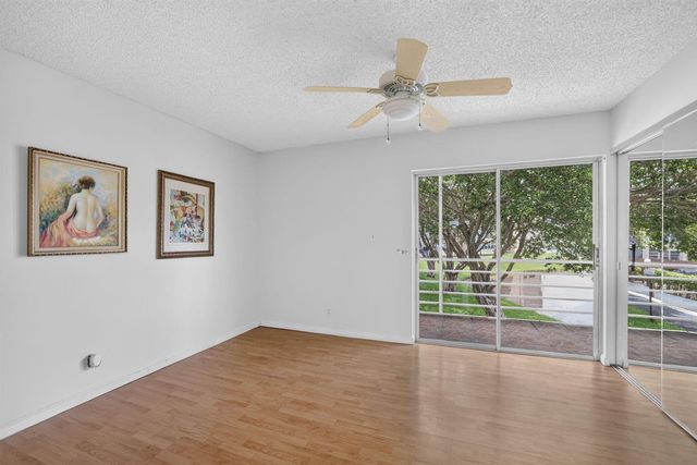 9141 Sunrise Lakes Boulevard 210, Sunrise, FL 33322