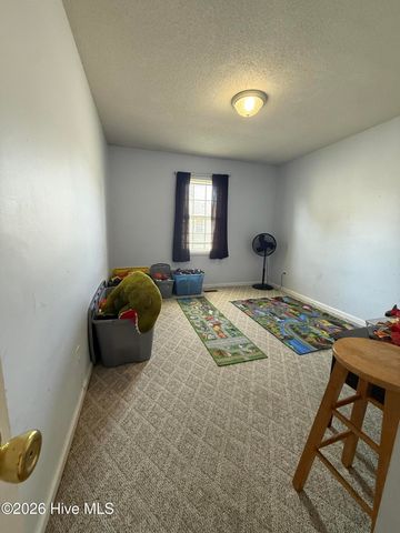 3835 Sterling Pointe Drive Rr5, Winterville, NC 28590