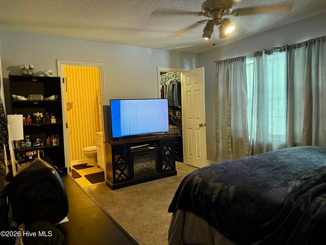3835 Sterling Pointe Drive Rr5, Winterville, NC 28590