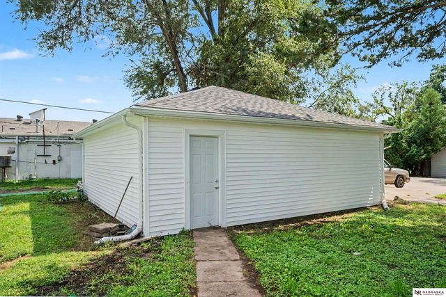 2411 Madison Street, Bellevue, NE 68005