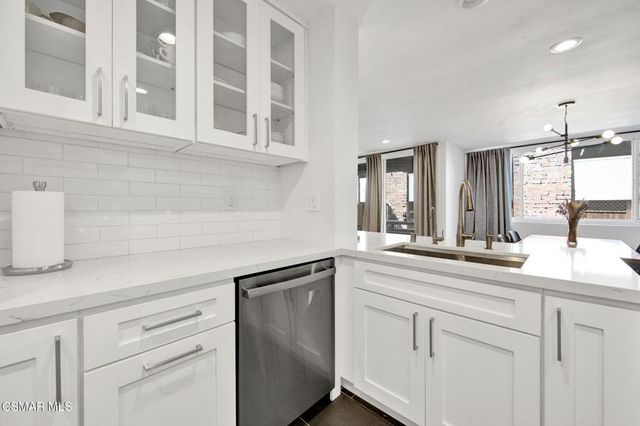 6665 Green Valley Circle 116, Culver City, CA 90230
