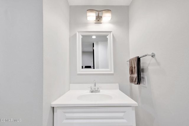 6665 Green Valley Circle 116, Culver City, CA 90230