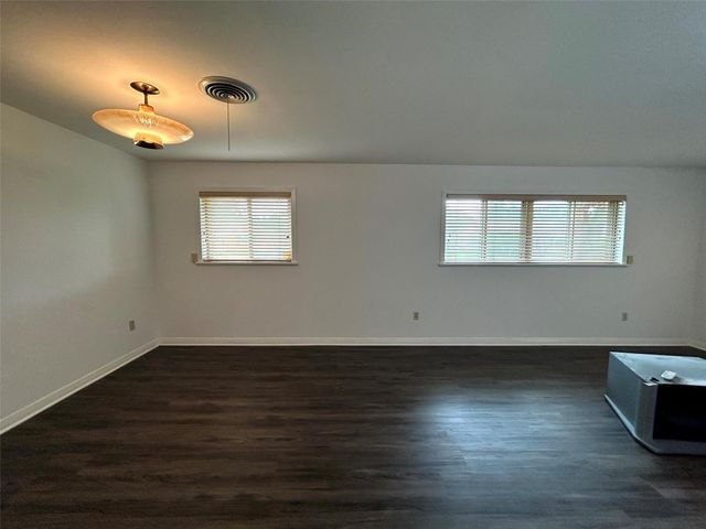 1902 Gillette Street, Baytown, TX 77520