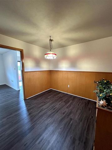 1902 Gillette Street, Baytown, TX 77520