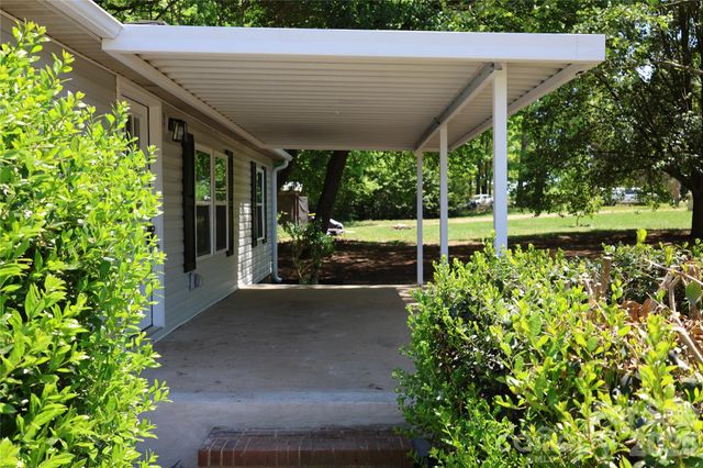 6443 Sherwood Lane, Denver, NC 28037