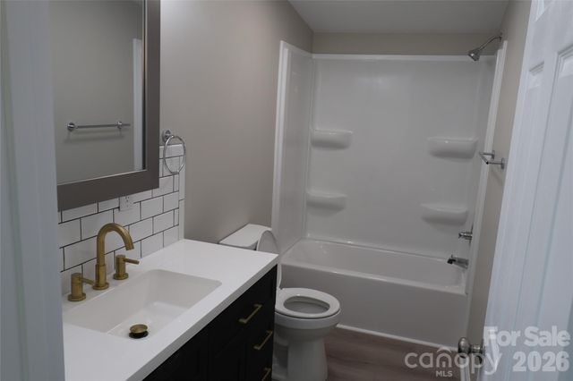 6443 Sherwood Lane, Denver, NC 28037