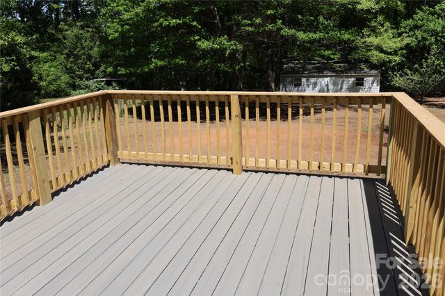 6443 Sherwood Lane, Denver, NC 28037