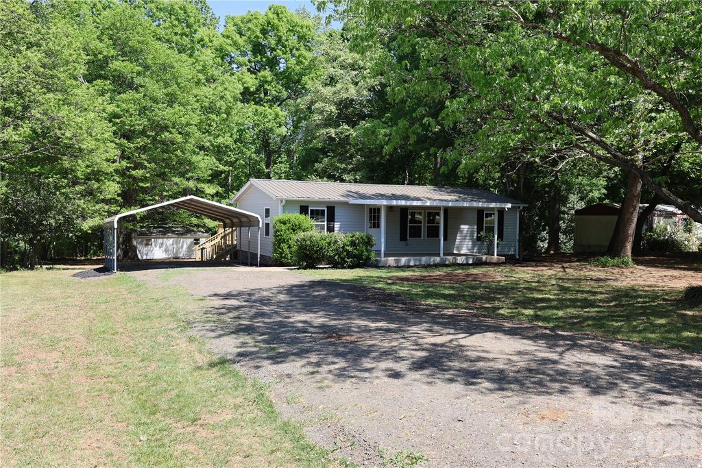 6443 Sherwood Lane, Denver, NC 28037