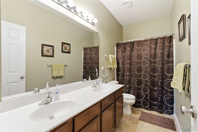 907 Daffodil Trail, O'fallon, MO 63368