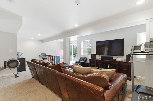 907 Daffodil Trail, O'fallon, MO 63368