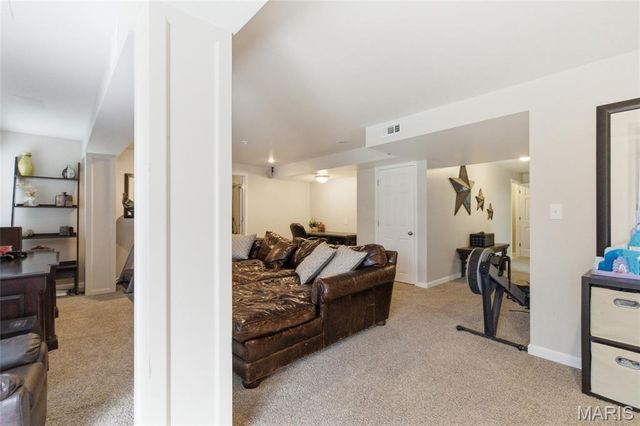 907 Daffodil Trail, O'fallon, MO 63368