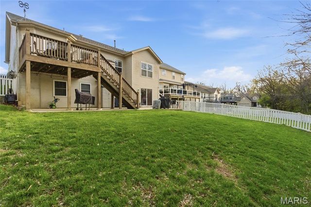 907 Daffodil Trail, O'fallon, MO 63368